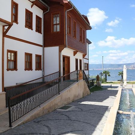Yali Konak Butik Otel Golcuk Exterior photo