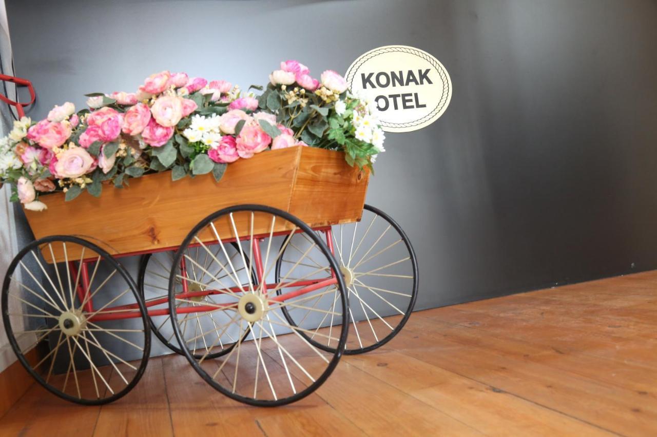 Yali Konak Butik Otel Golcuk Exterior photo